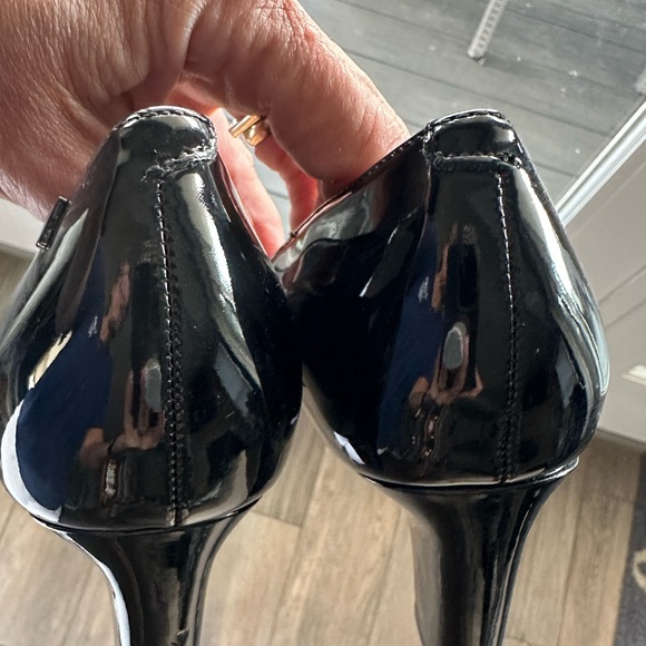 Vionic Mia Patent Leather pumps size 9 - Picture 4 of 7